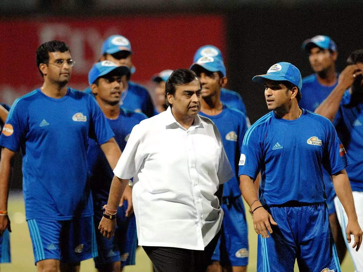 This company pays Rs.100 Cr to a single IPL team. Let's find out why?